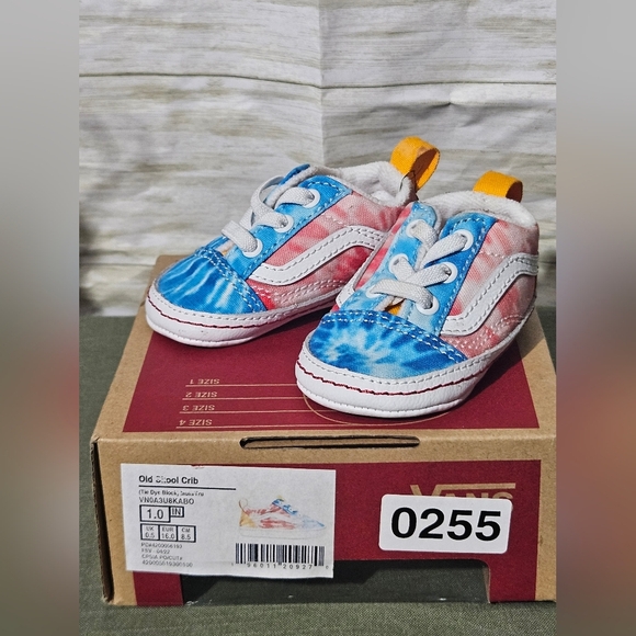 Vans Infant Tie-Dye Soft Soul Sneakers - Red, Blue, Yellow - Picture 7 of 7